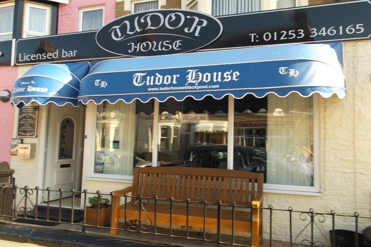 Tudor House Blackpool Esterno foto